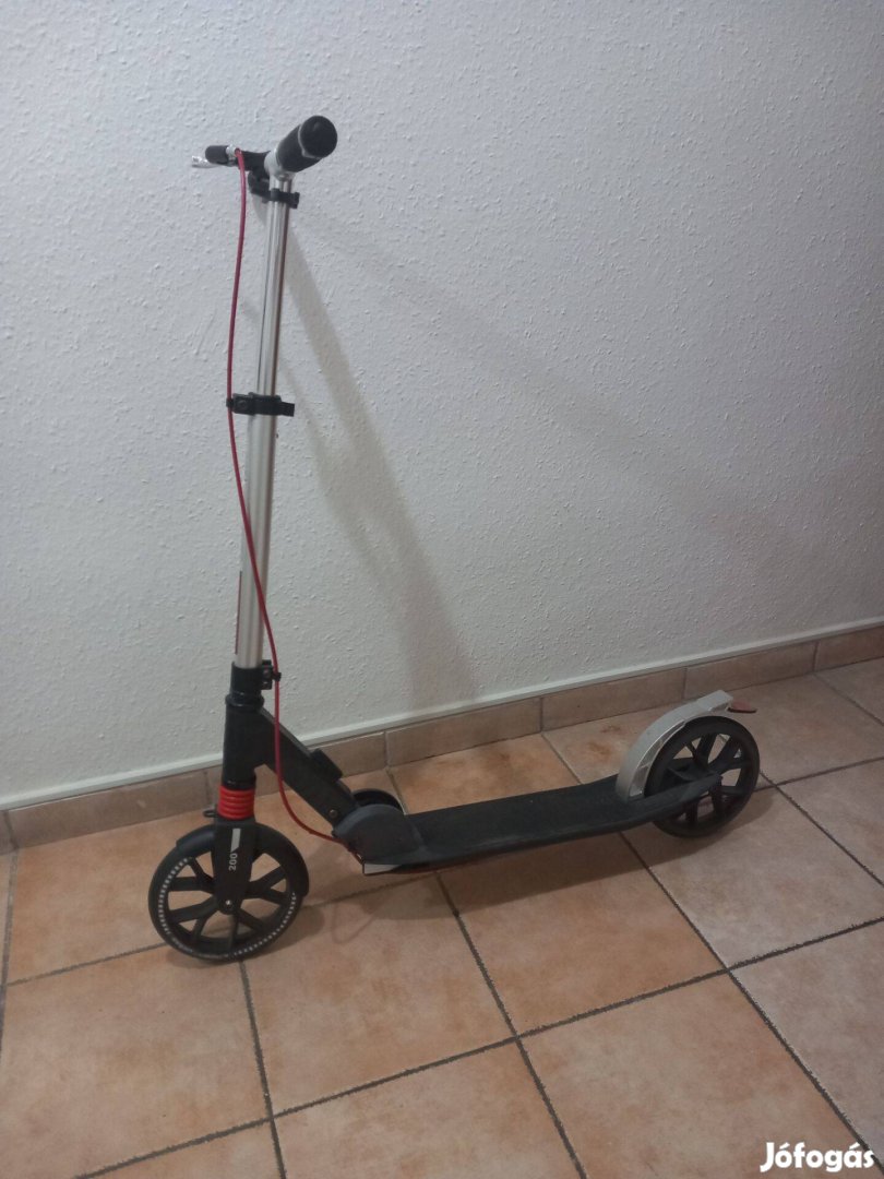 Firefly A 200 roller- kis hibával-eladó
