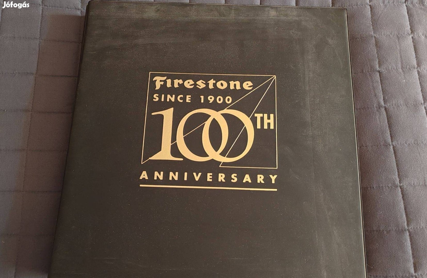 Firestone 1900 óta 100. évforduló csomag kitűző , VHS, könyv