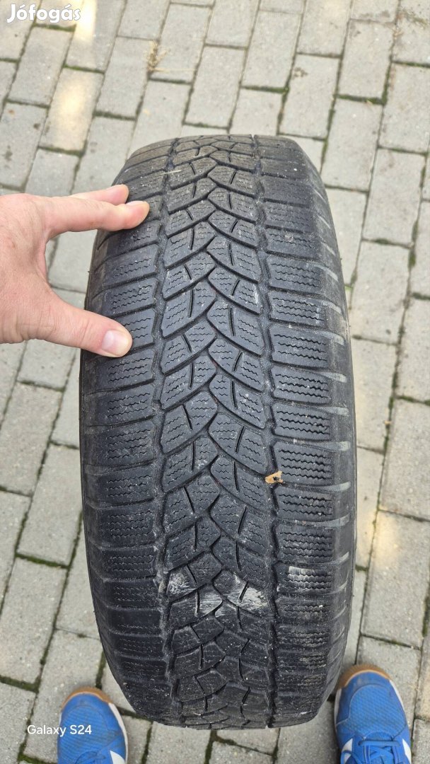 Firestone 195/65 r15 téli