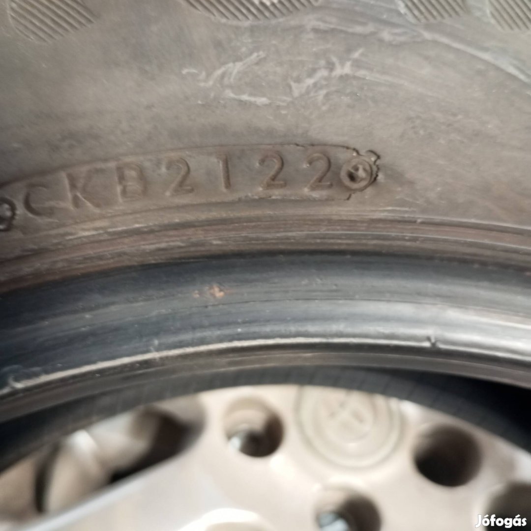 Firestone 215/55/16 DOT 22, kettő darab újszerű nyarigumi 