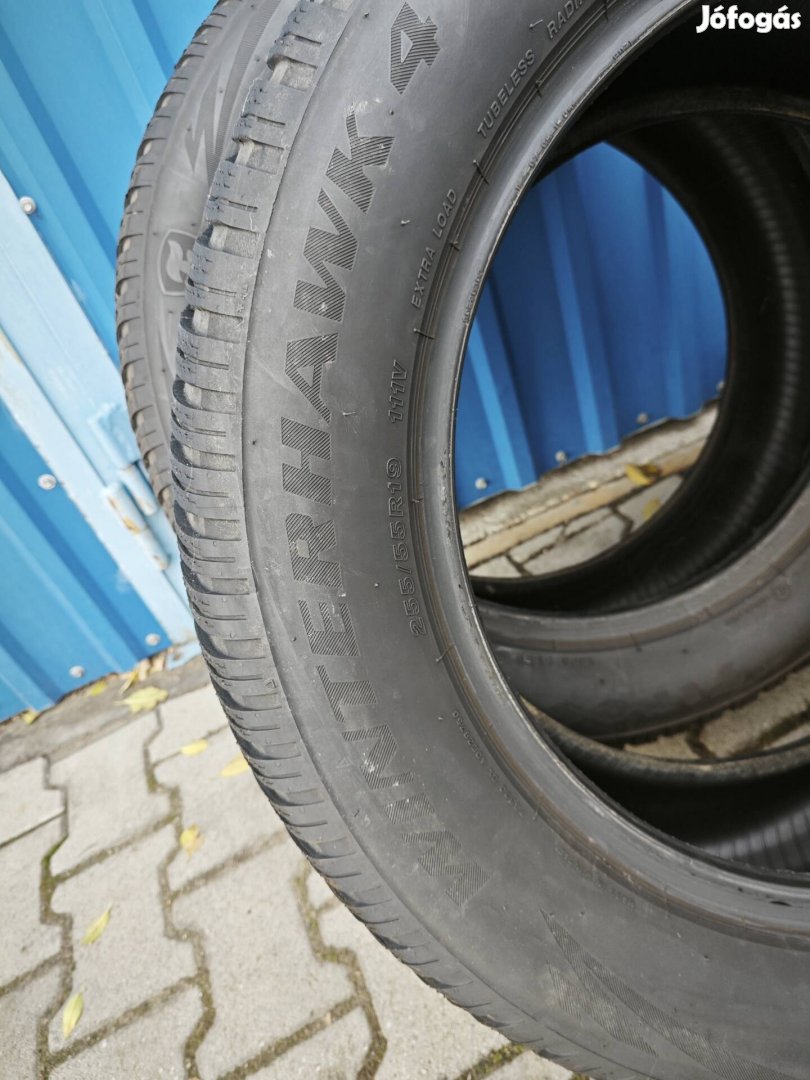Firestone 255/55 R19 teligumi eladó!