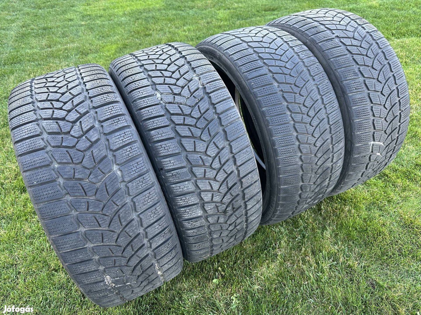 Firestone winterhawk 3 téligumi 225/40 r18