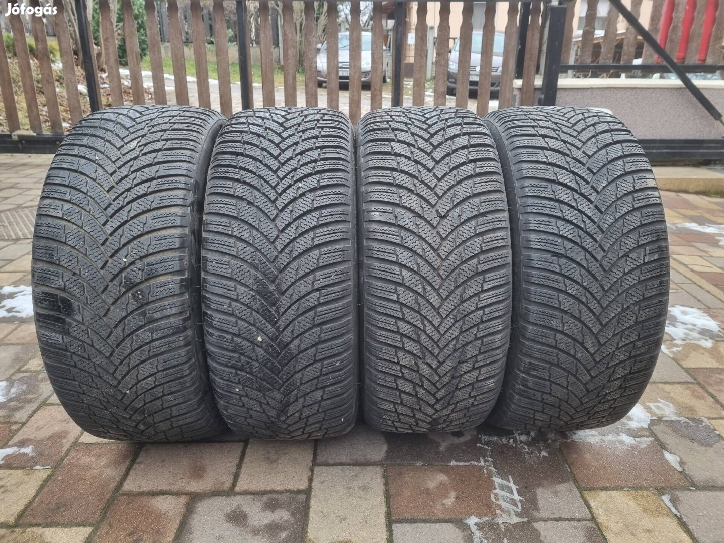 Firestone winterhawk 4 225/45 r17 225/45 17 téligumi