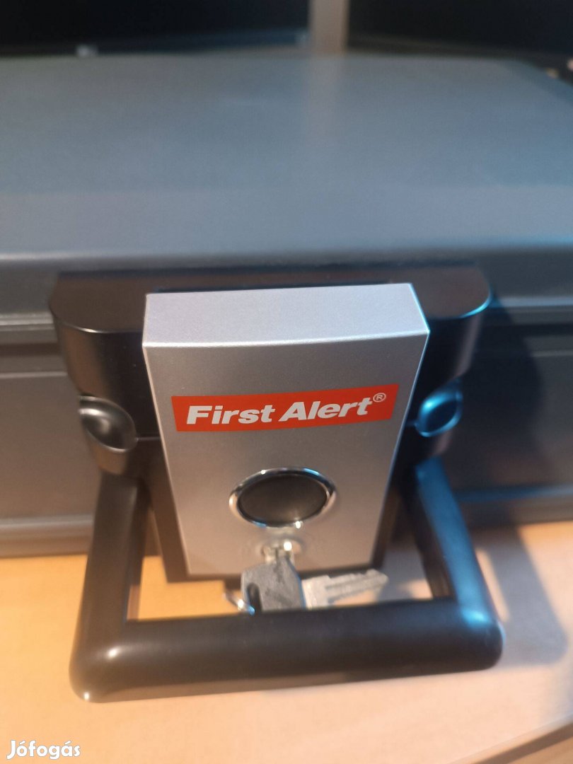 First Alert 2011F Tűzvédelmi Tárolódoboz