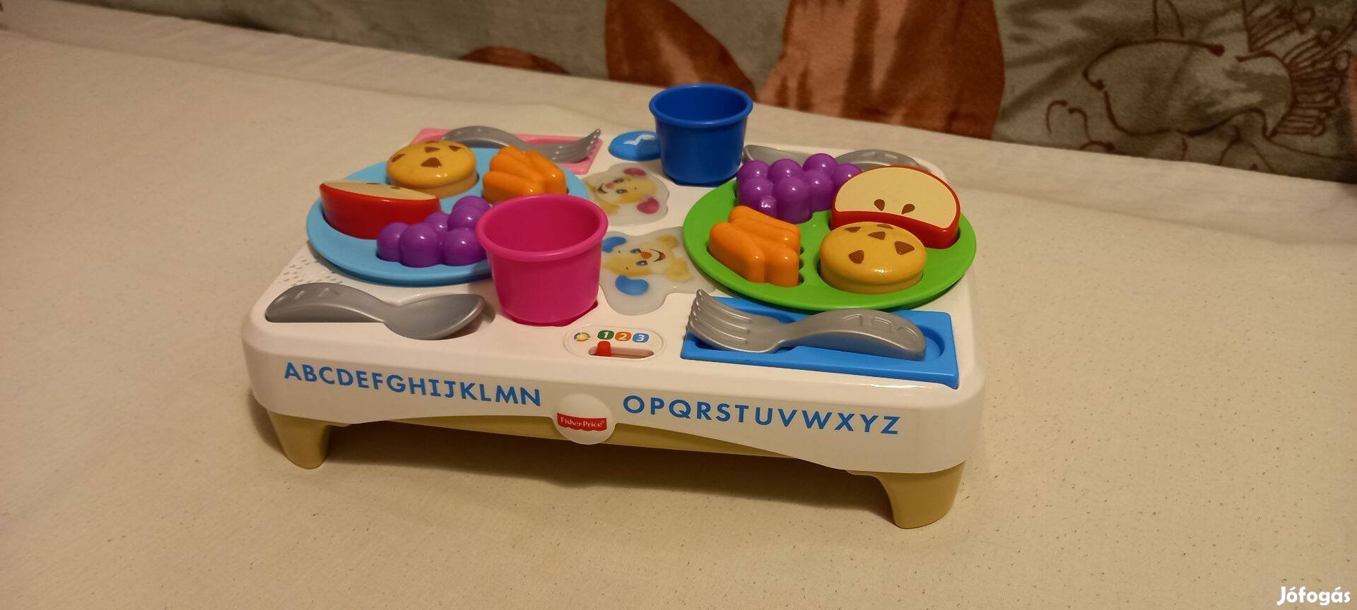 Fisher Price Intelligens reggeliző asztalka