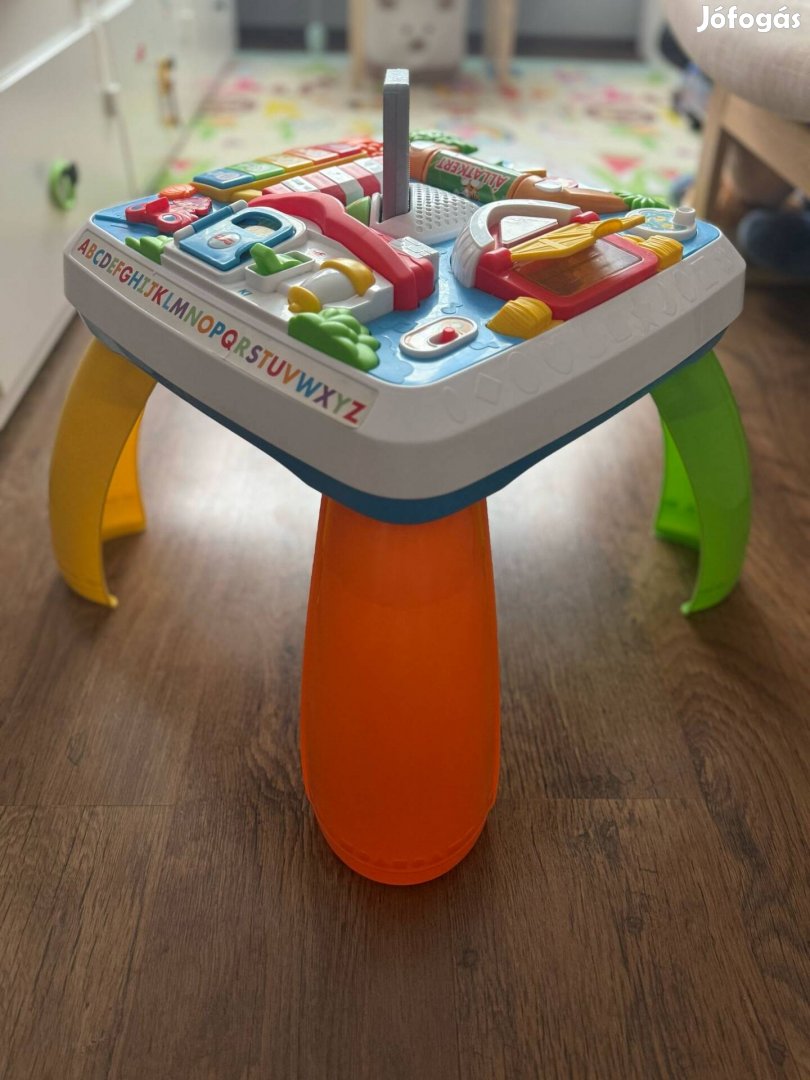Fisher-Price Kacagj és Fejlődj Intelligens asztal