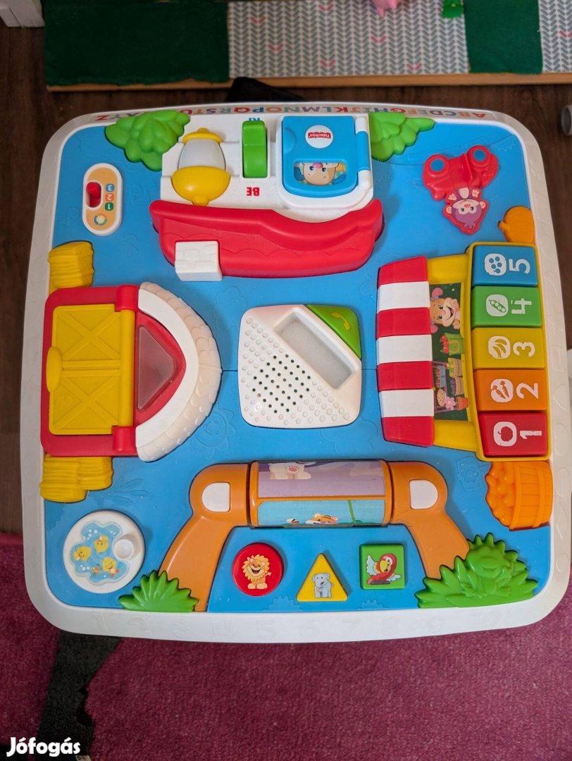 Fisher-Price Kacagj és Fejlődj Intelligens asztalka (Kétnyelvű)