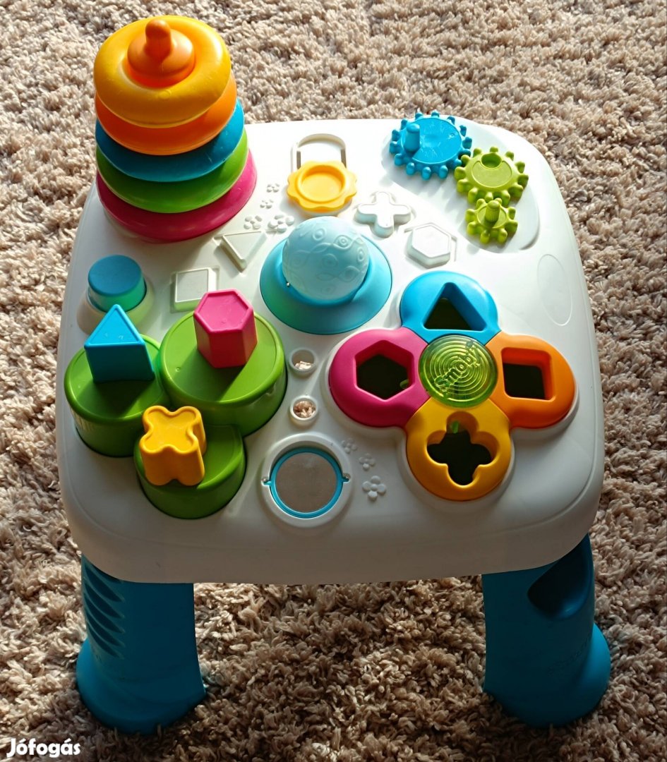 Fisher Price játékasztal