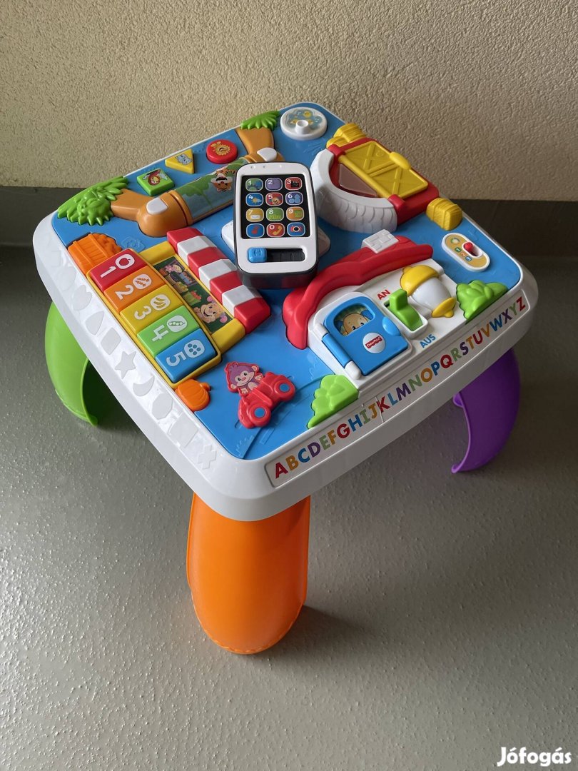 Fisher Price német asztalka