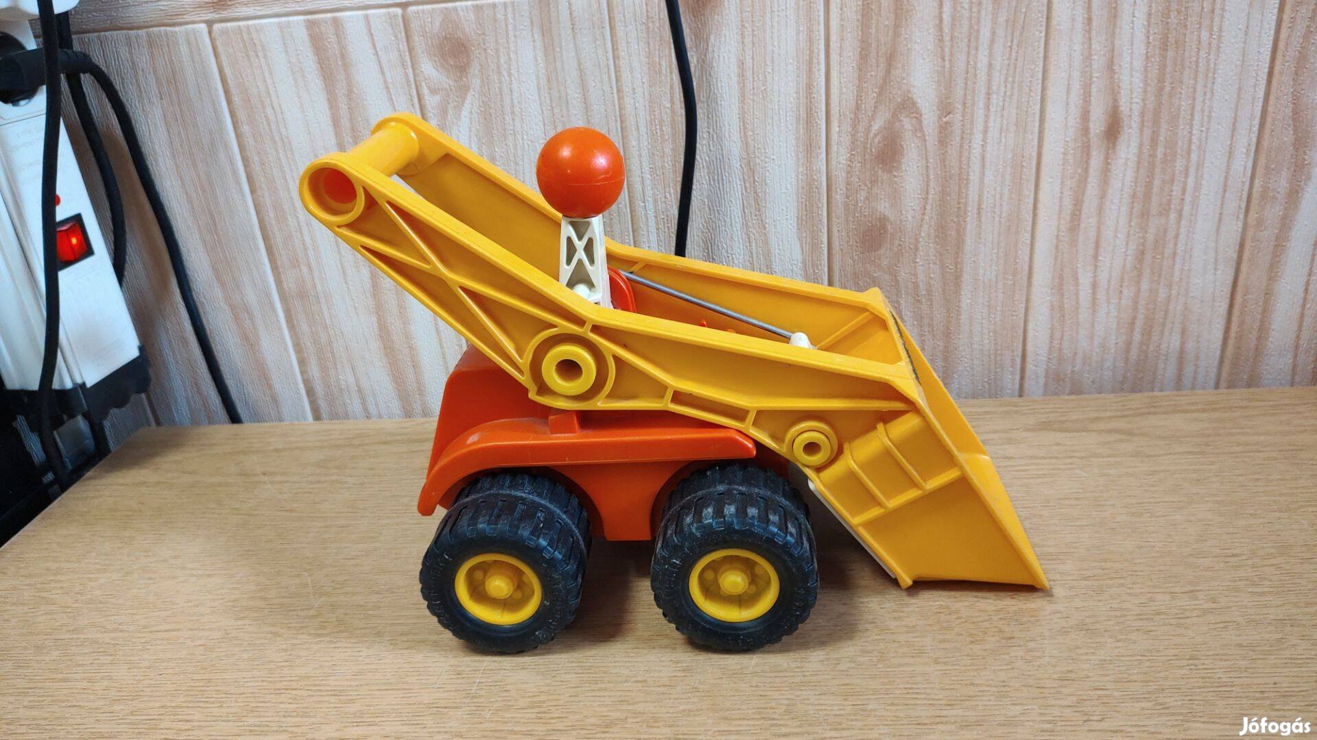 Fisher price toys 300, homlokrakodó munkagép játék az 1970-es évekből