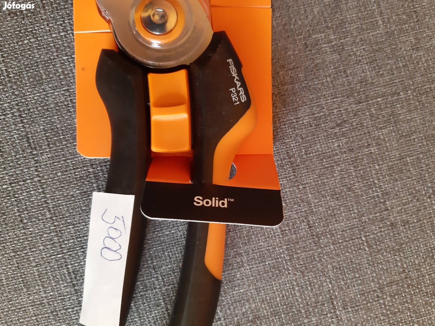 Fiskars és Gardena új metsző ollók