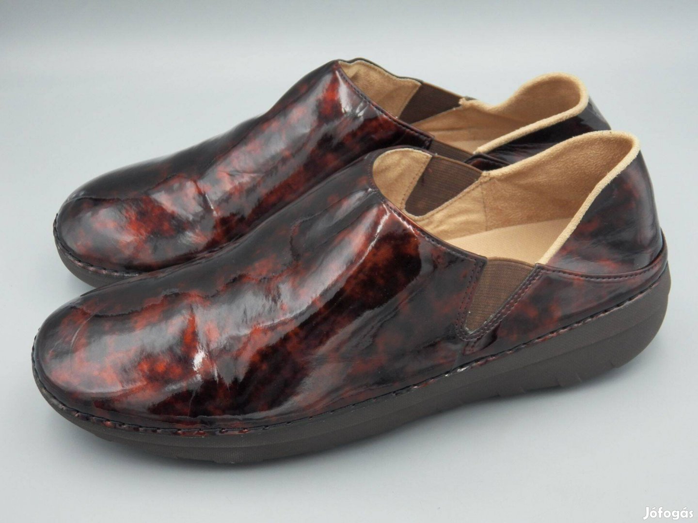 Fitflop lakk belebújós cipő, 43 -as, Új