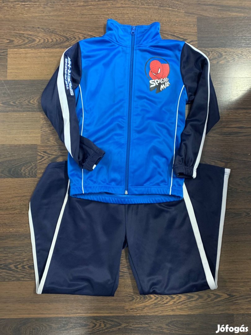 Fiú 128 as melegítő