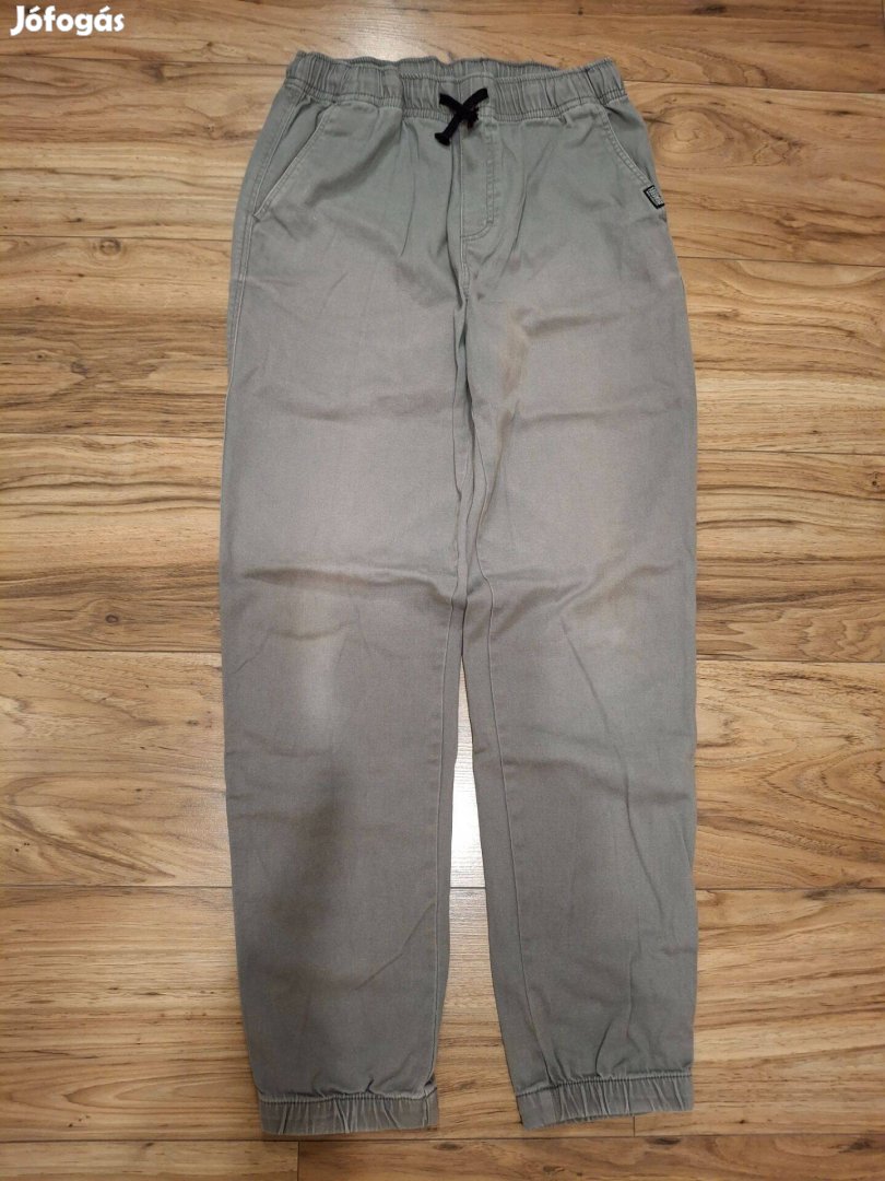 Fiú 164-es szürke laza nadrág