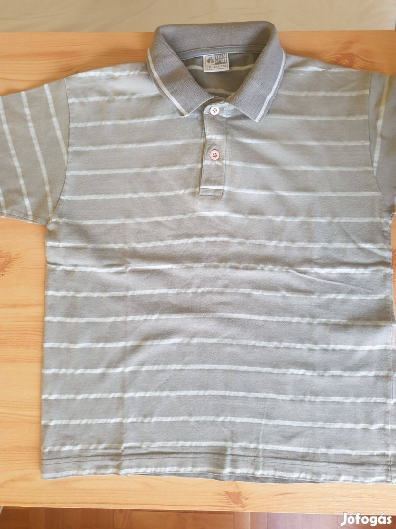 Fiú galléros póló 140 -es méretben