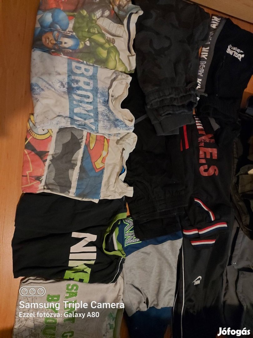 Fiú ruha csomag cipővel