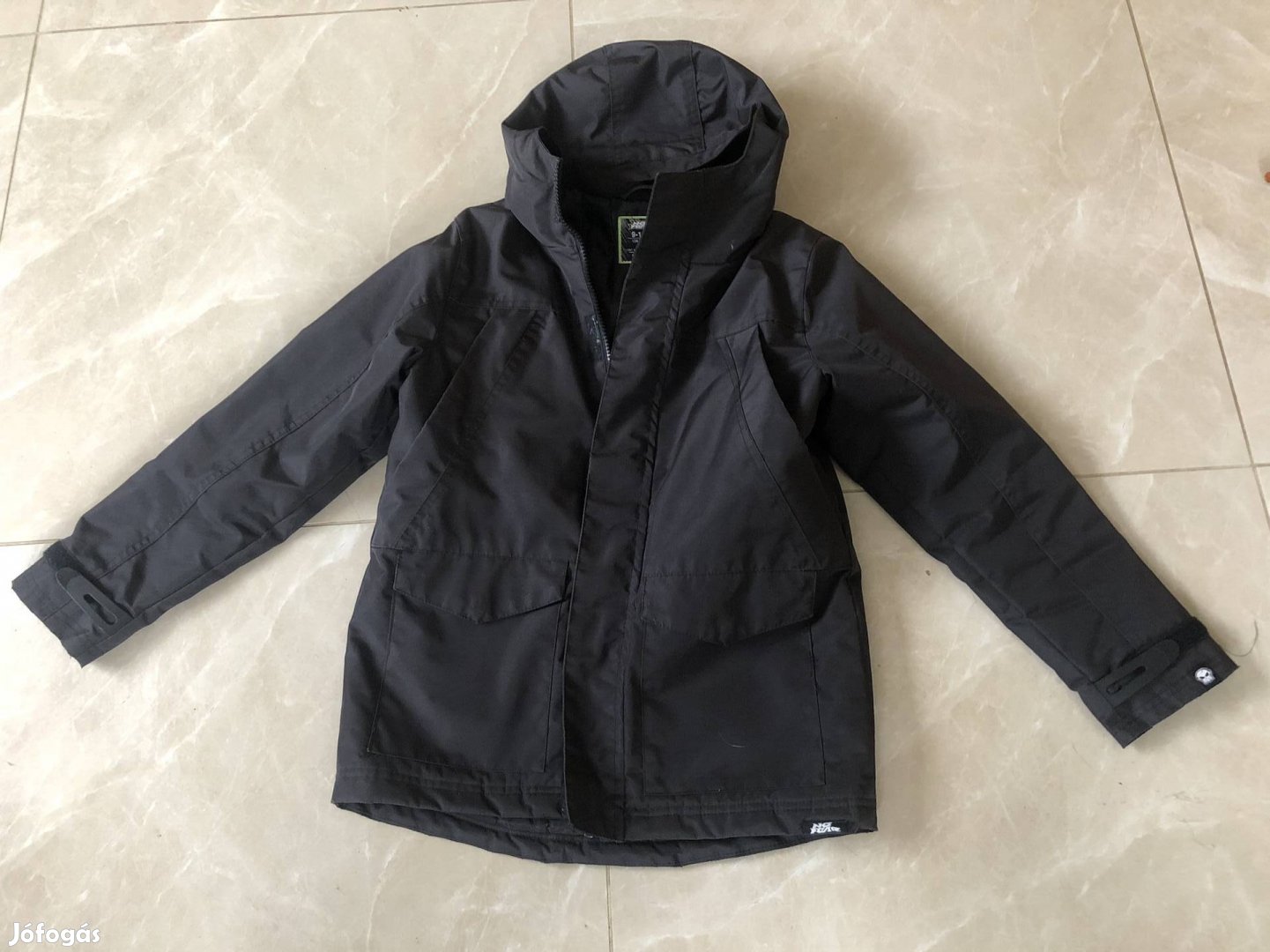 Fiú télikabát 9-10 évesre