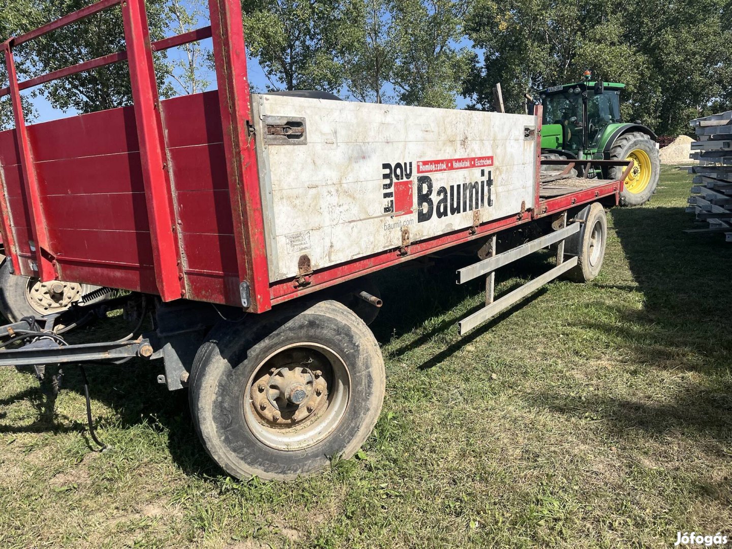 Fix platós pótkocsi