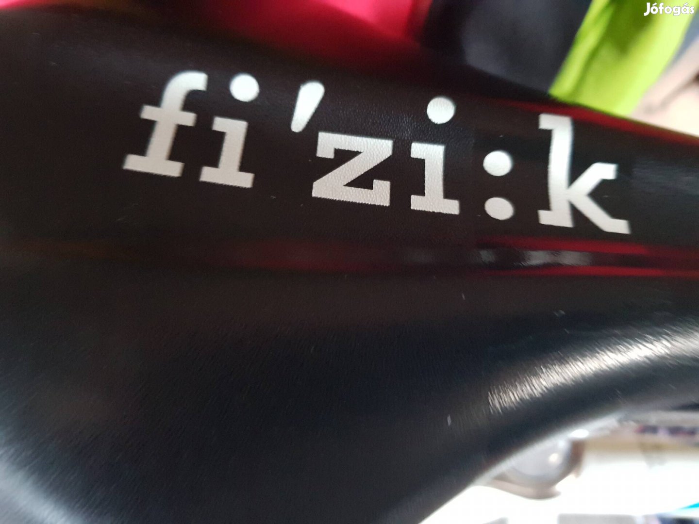 Fizik antares nyereg + szerszámos táska