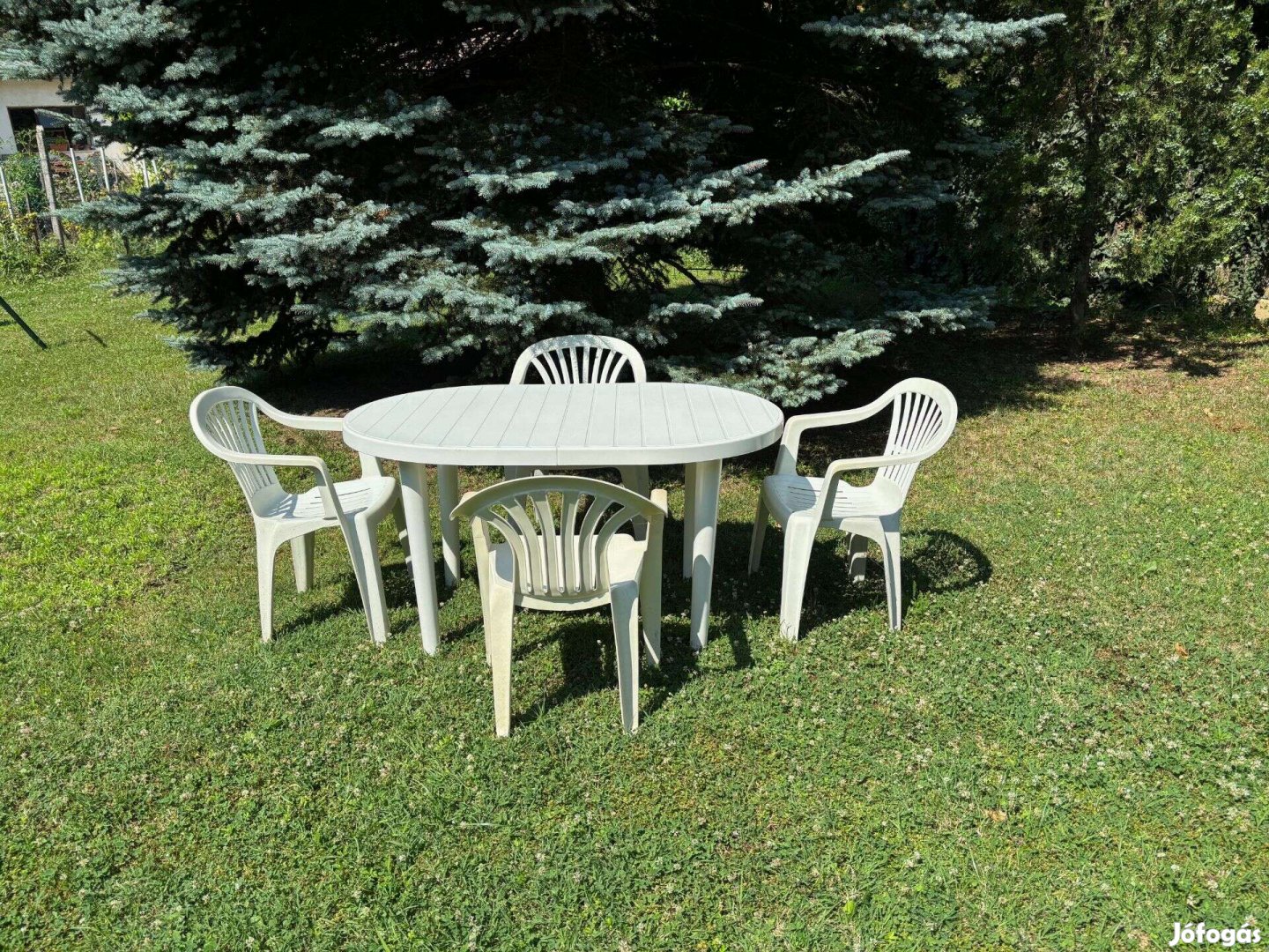 Flair kerti műanyag asztal + 4 szék