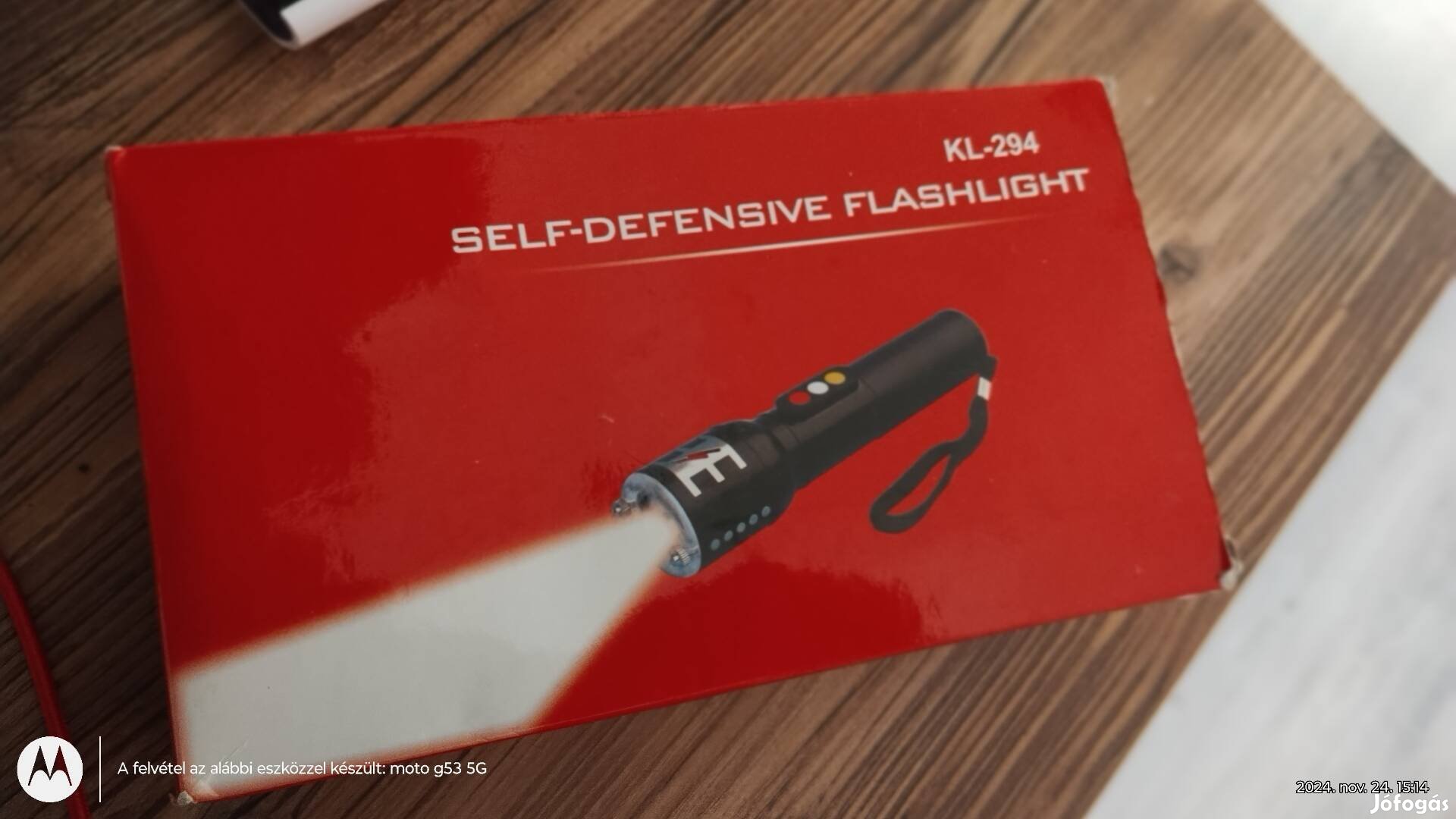 Flashlight elemlámpa