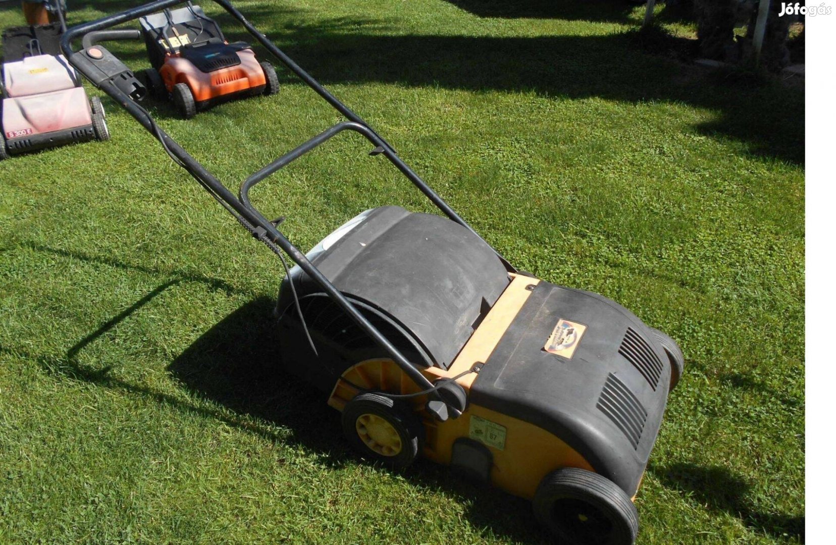 Fleurelle késes gyepszellőztető