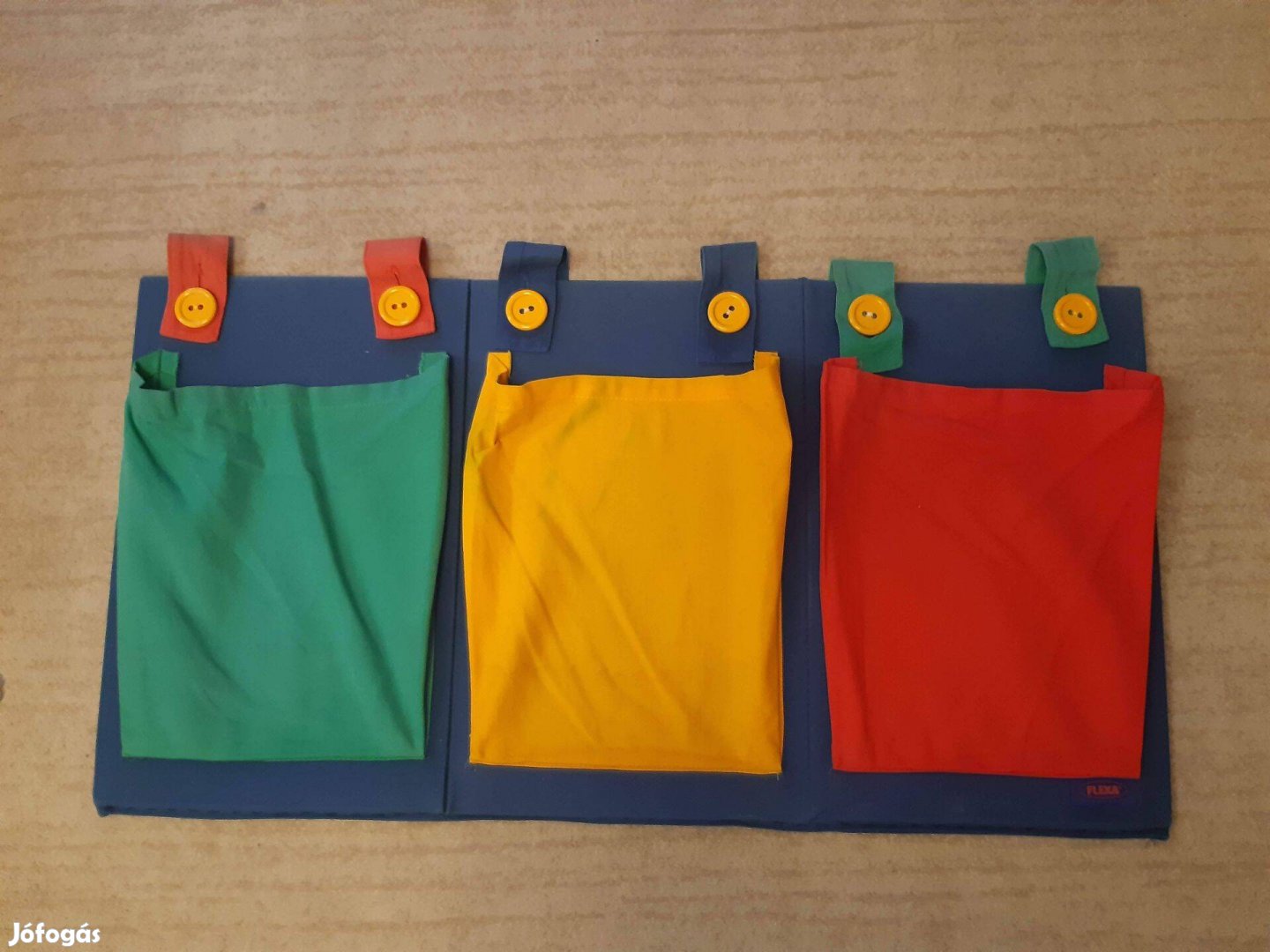 Flexa színes fali rendszerező gyerekszobába, játszósarokba