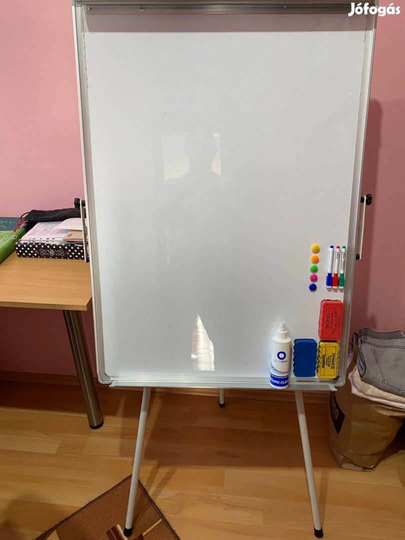 Flipchart tábla 70x100/mágneses/állítható+törlő+tisztító+mágnesek+filc