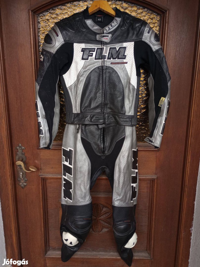 Flm 2 részes , " púpos "motoros bőrruha bőr ruha 42 es méret akciós