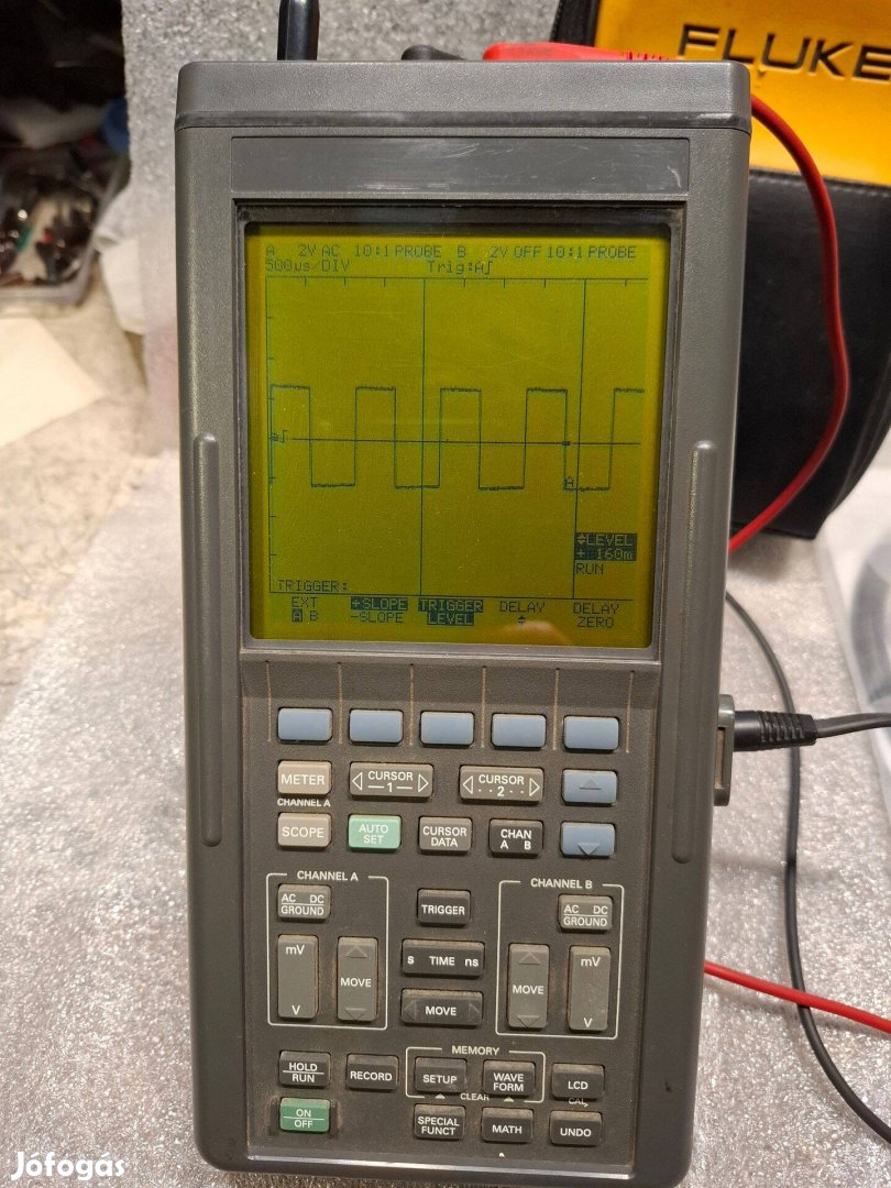 Fluke 2x50MHz oszcilloszkóp