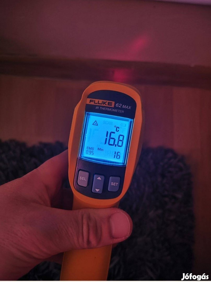 Fluke 62 infrahőmérő lézercélzóval IP54
