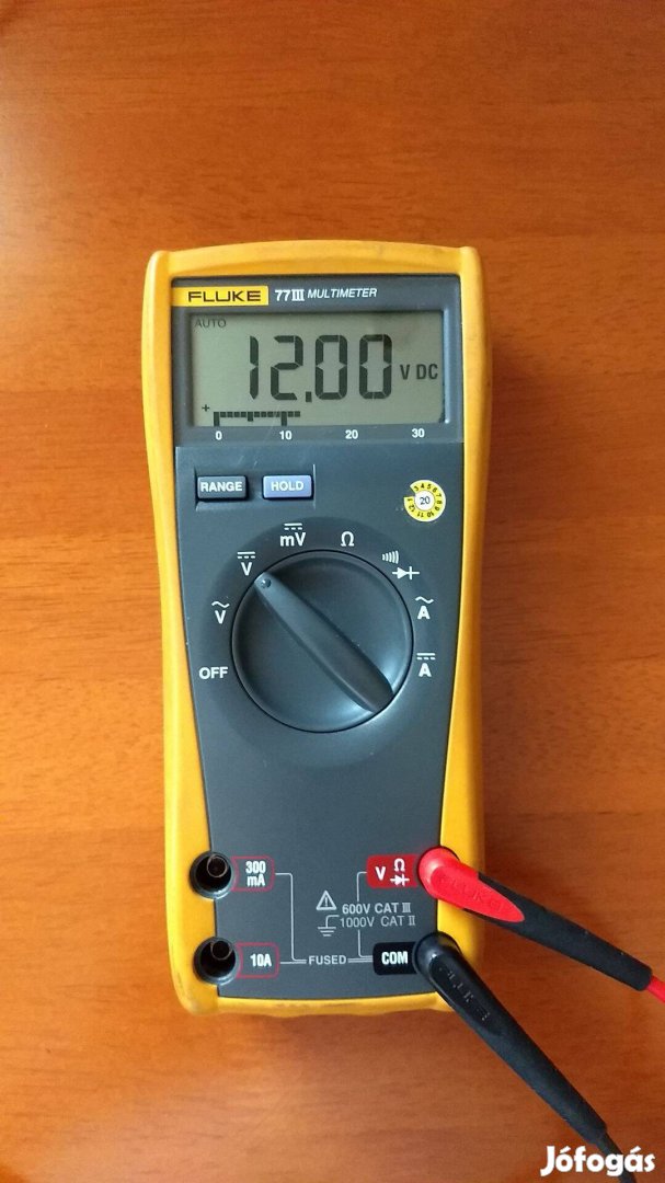 Fluke 77- 3 III Digitális Multiméter Műszer Kéziműszer Foglalva