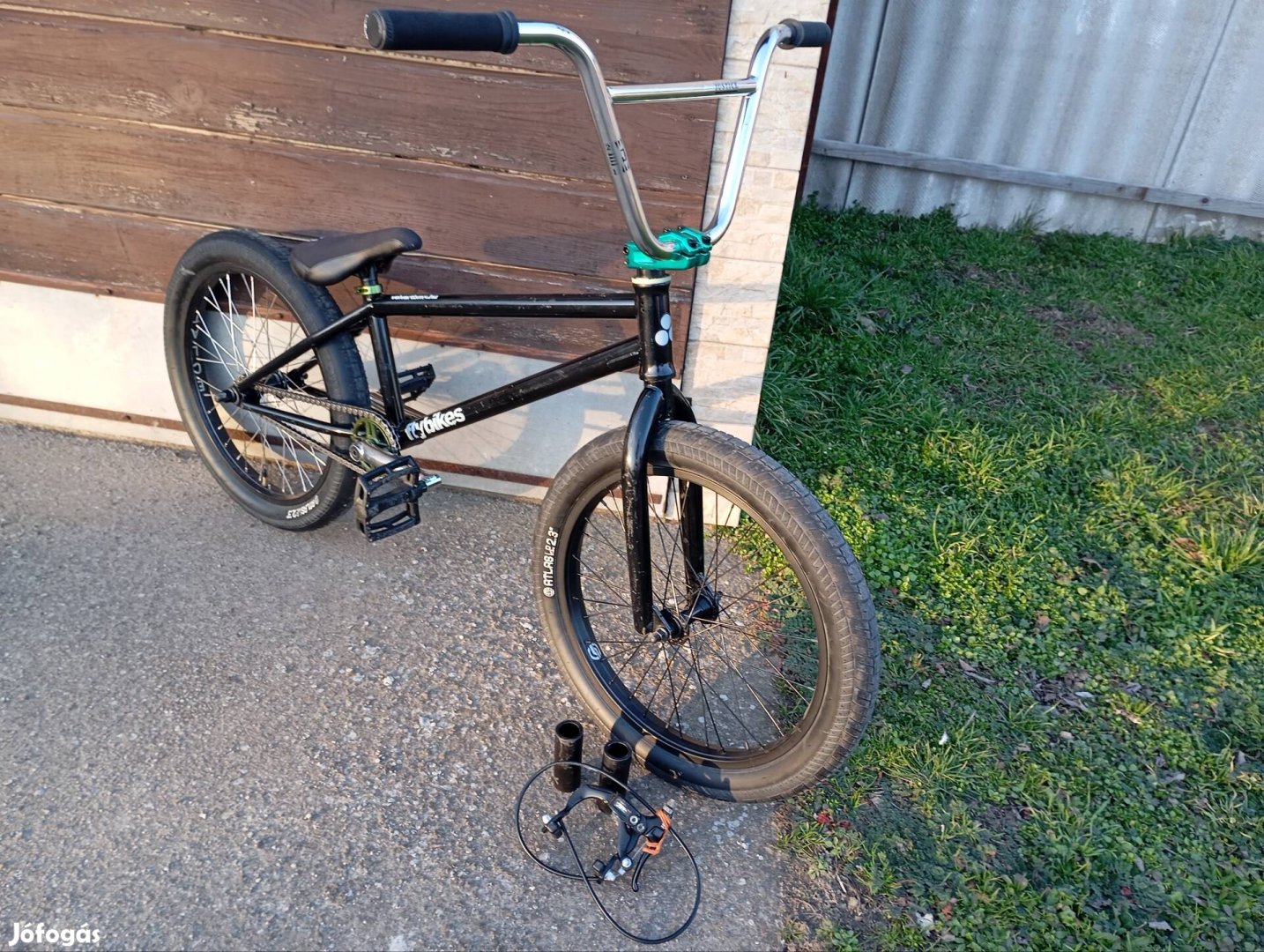 Fly Neutron épített újszerű BMX eladó!