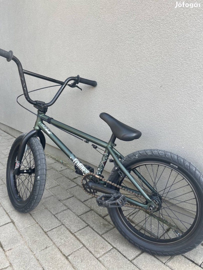 Flybikes BMX Supernova 18" kerékpár