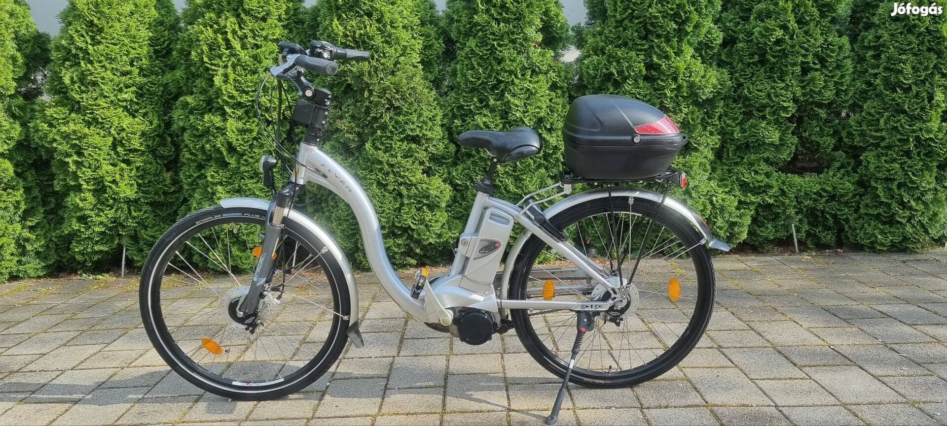 Flyer 26" Elektromos Kerékpár - Panasonic középmotorral, + extrákkal!
