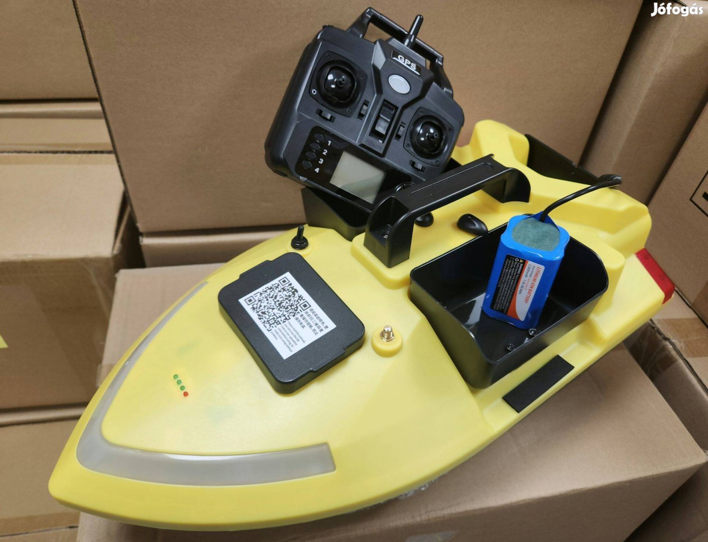 Flytec V020 Fluoreszkáló GPS etetőhajó 1 év garancia, számla