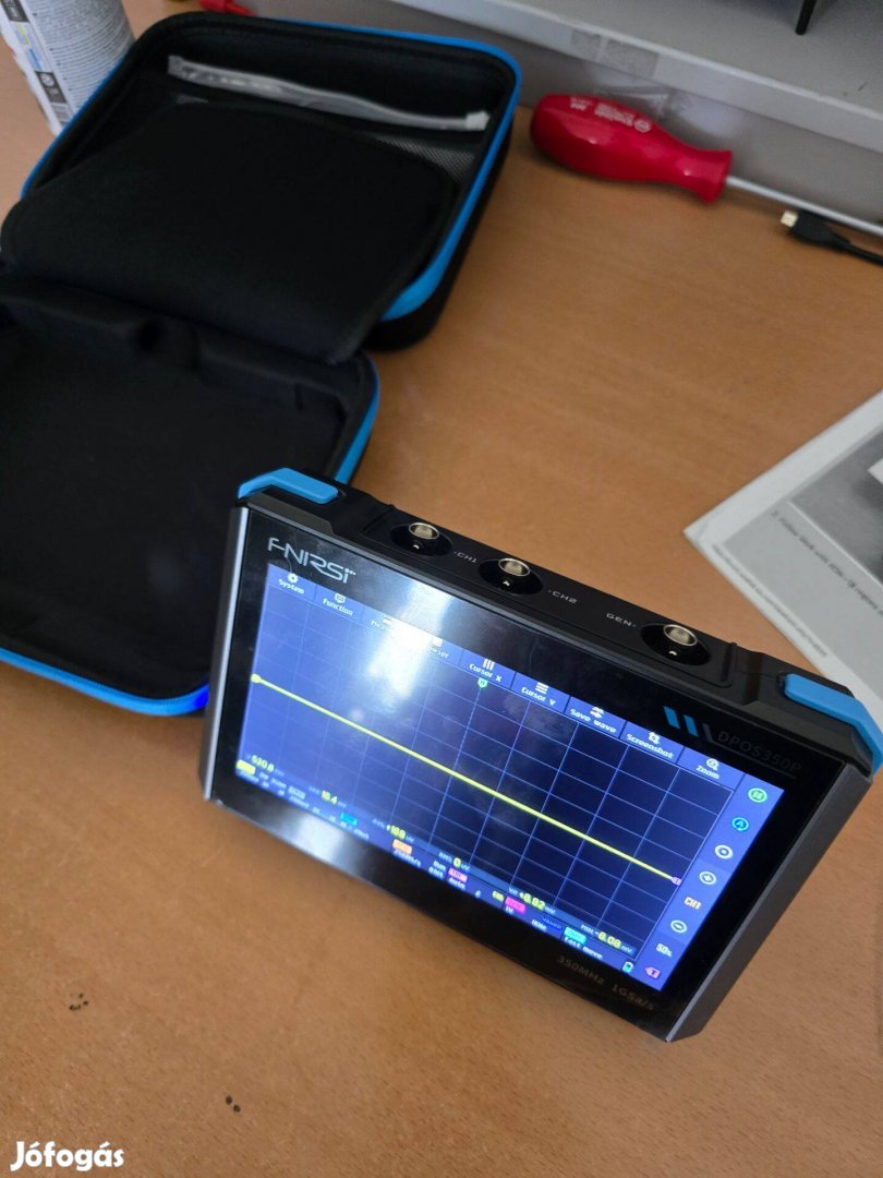 Fnirsi 350MHz-es 3in1 oszcolloszukóp+spektrum analizátor+signalgenerat
