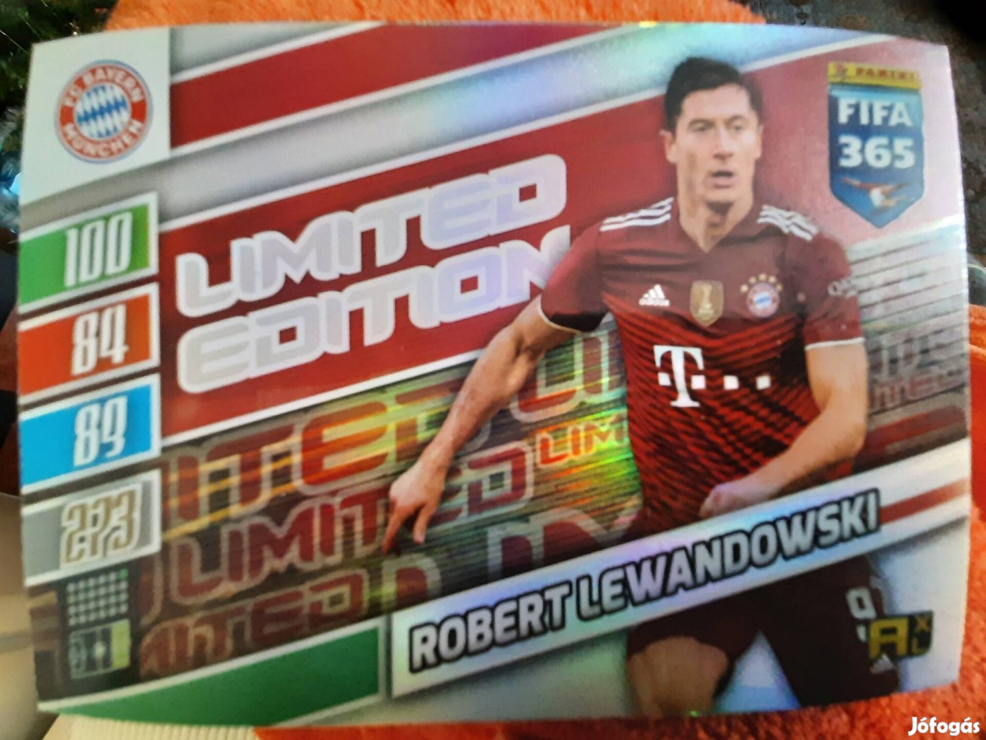 Focis kártya XXL Panini 2022. FIFA 365 Robert Lewandowski LTD