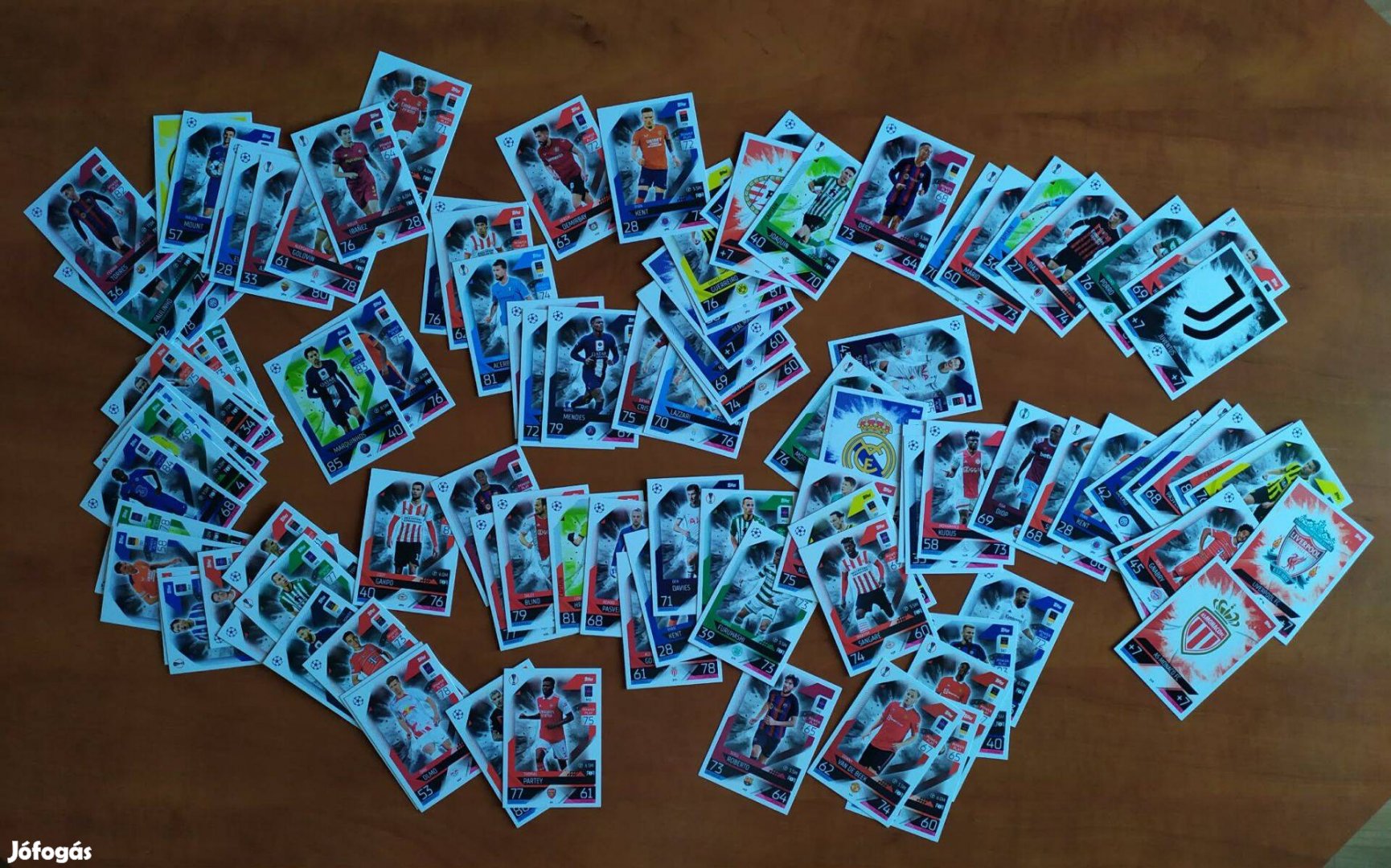 Focis kártyák 102 db Sima