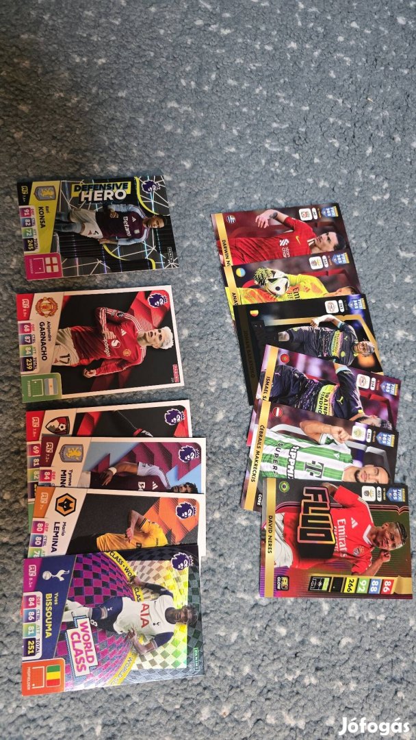 Focis kártyák és lego star wars droid gunship:Panini, Topps stb.