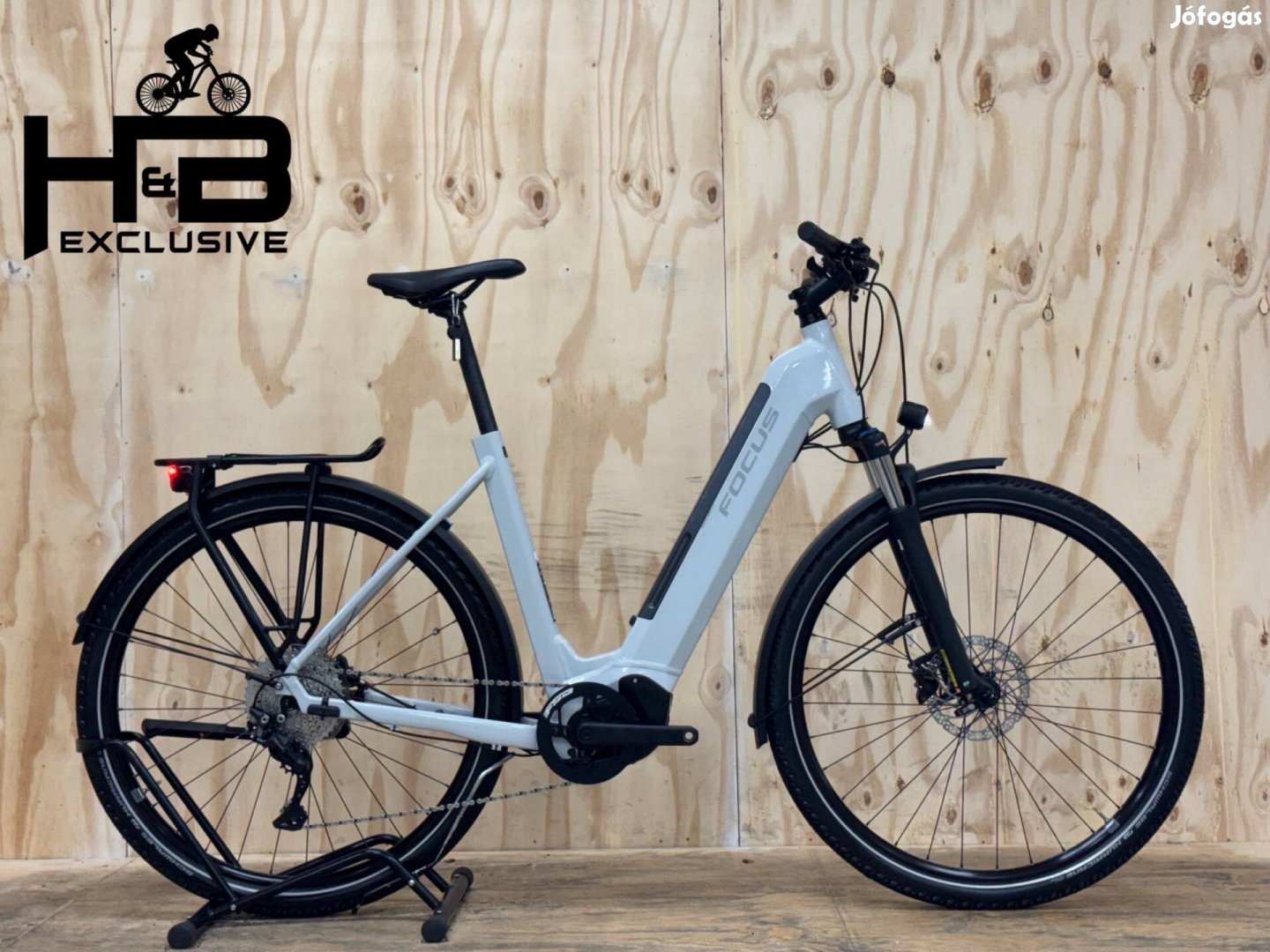 Focus Planet 6.8 elektromos kerékpár Shimano Deore 2022