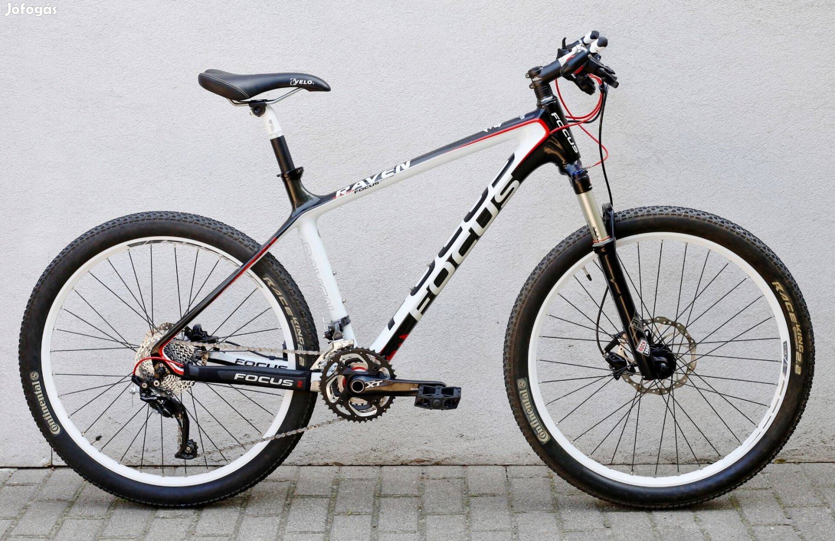 Focus Raven 26" megkímélt carbon MTB kerékpár, XT-SLX (M)