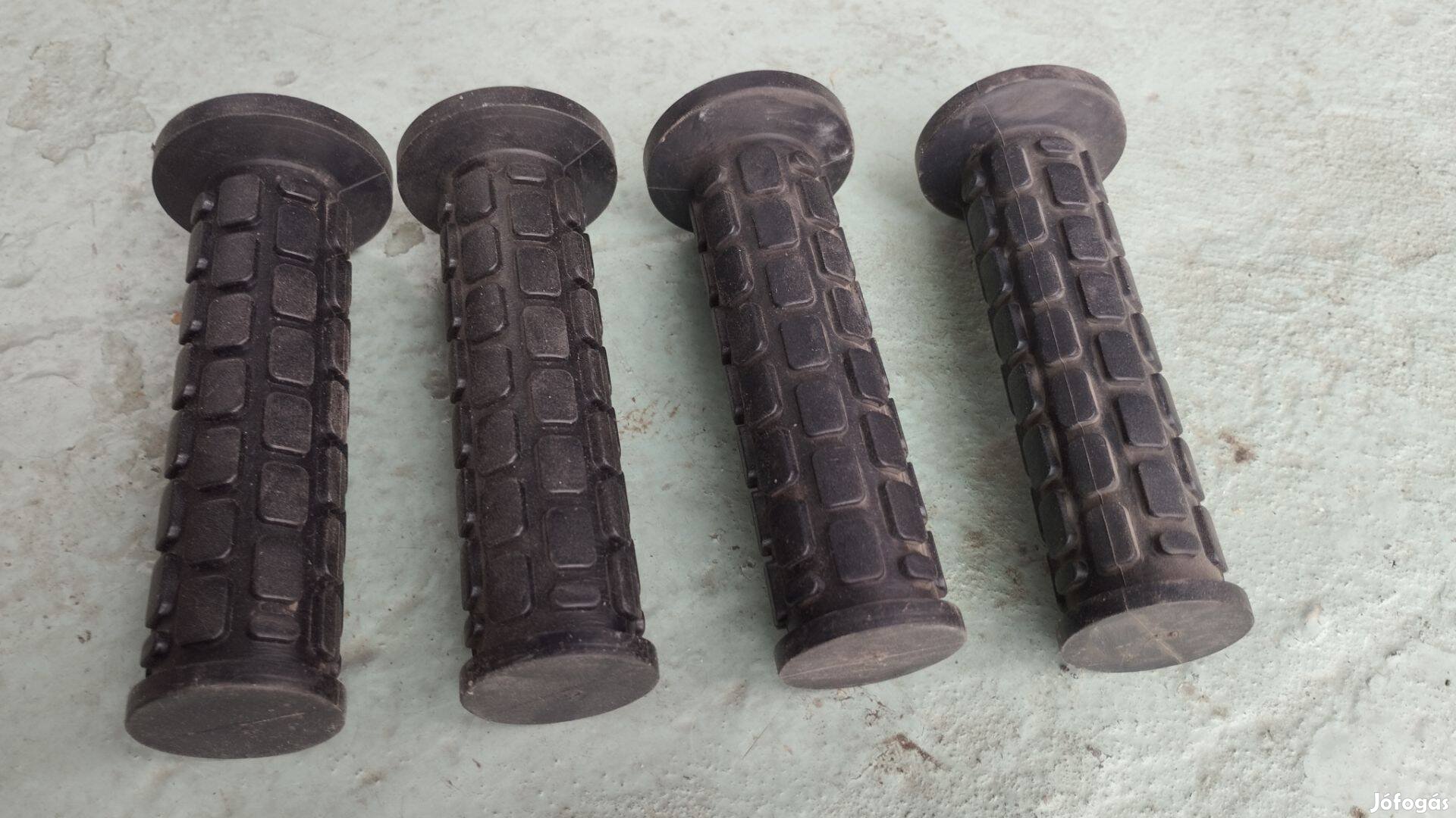 Fogantyú 4 db eladó