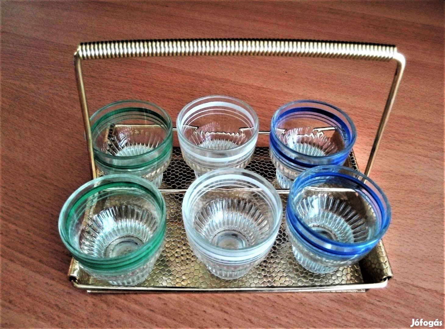 Fogantyús tálcás retro likőröskészlet a 60-as évekből