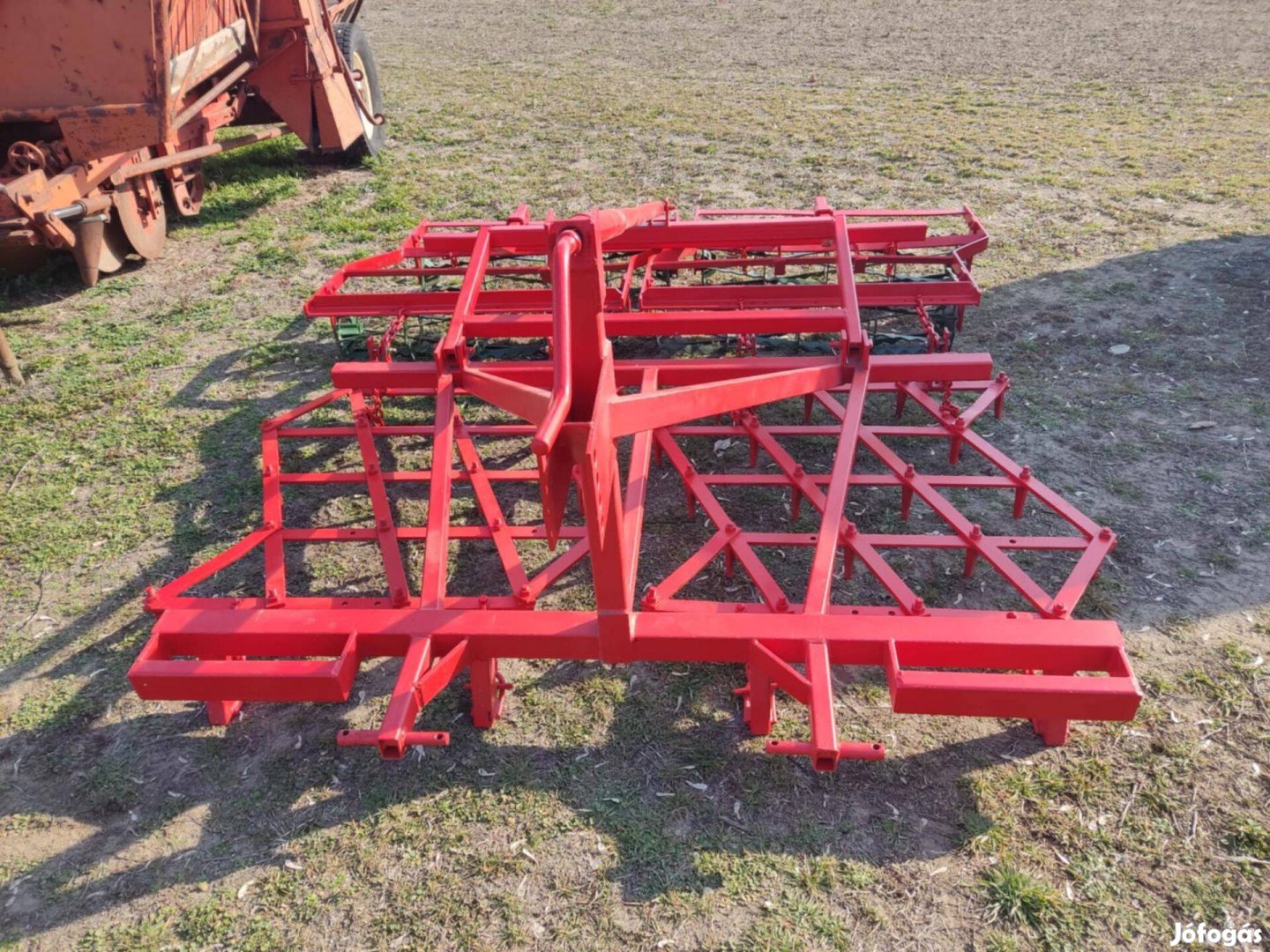 Fogasboronás kombinátor traktorhoz