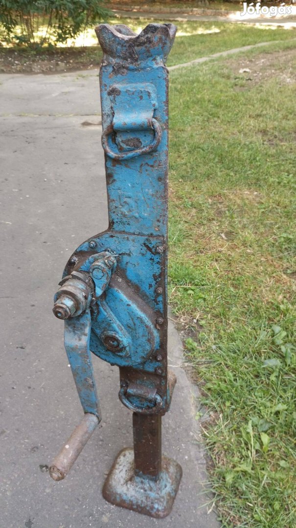 Fogasléces emelő, hébér 5T. eladó alkalmi áron!