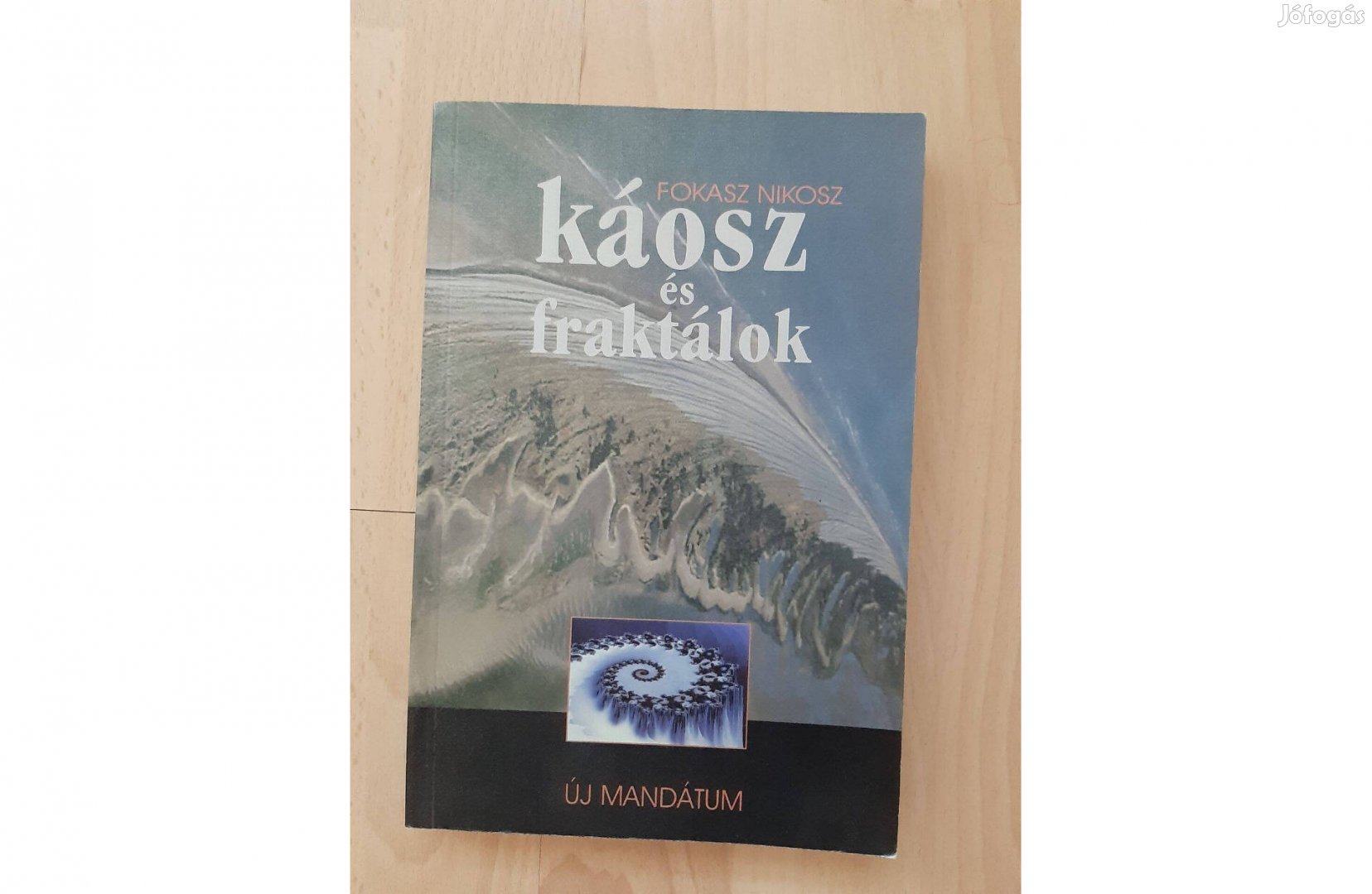 Fokasz Nikosz: Káosz és fraktálok