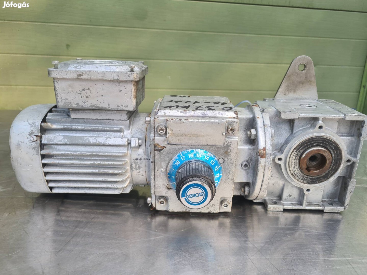 Fokozatmentes hajtómű,  380 V., 0.37 kw., 10 - 120 Ford.