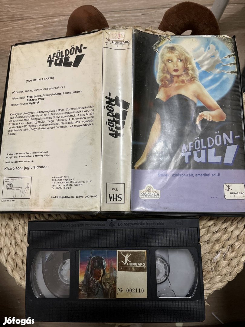 Földöntúli vhs 