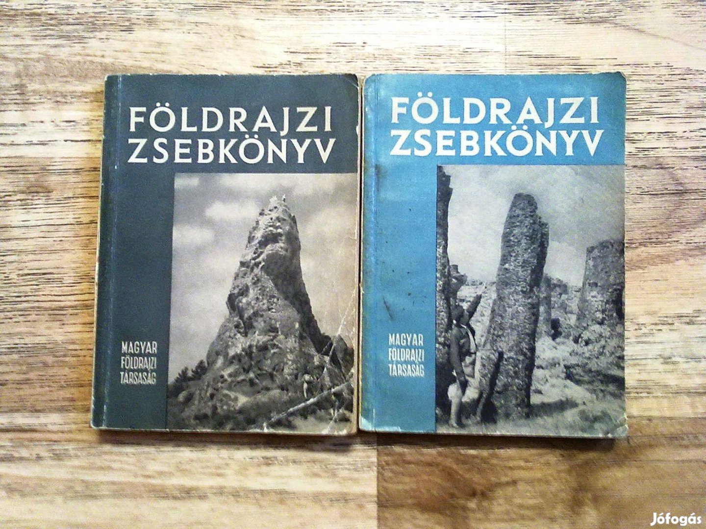 Földrajzi zsebkönyv X. és XII. évfolyam (a két könyv együtt 1000 Ft)